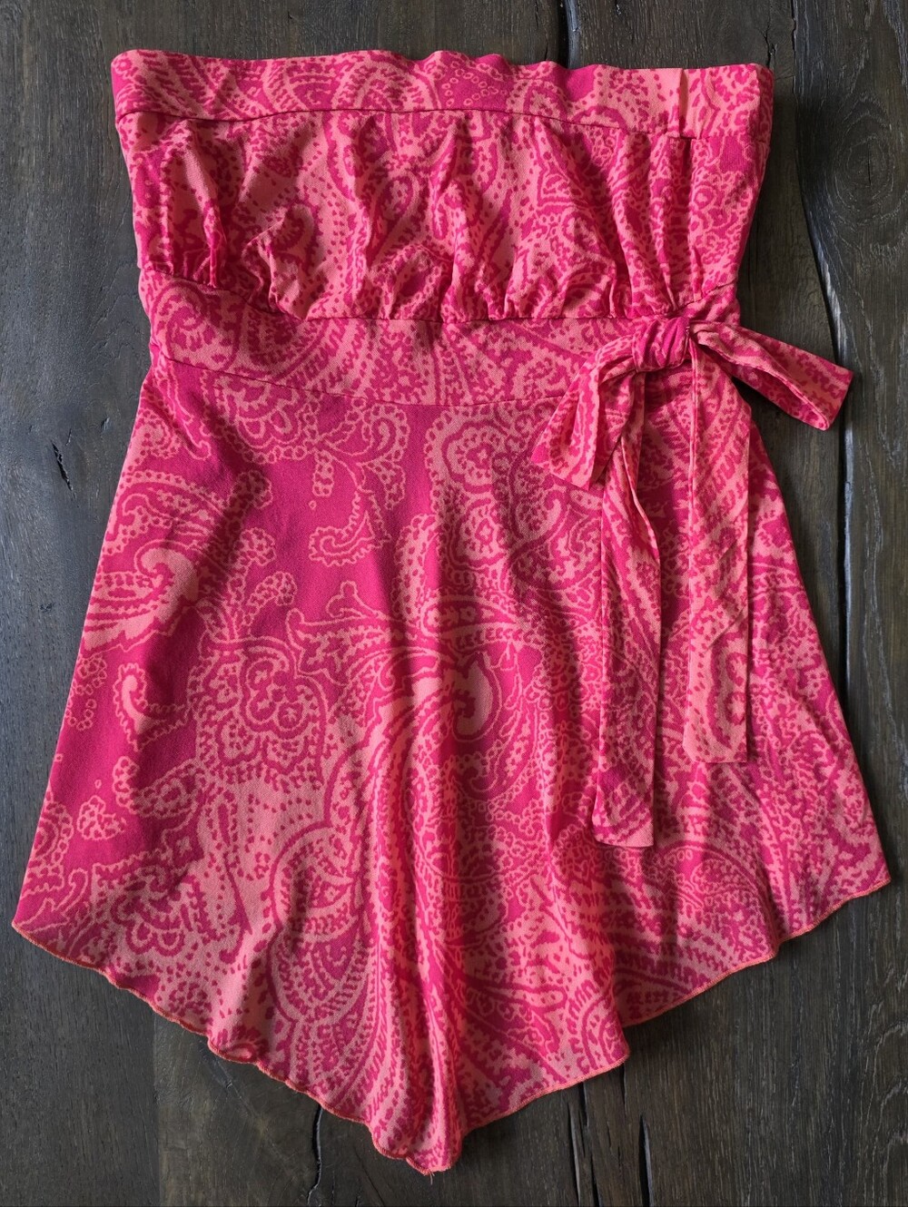 Y2K Guess Jeans Strapless Handkerchief Hem Top Size M Hot Pink Paisley